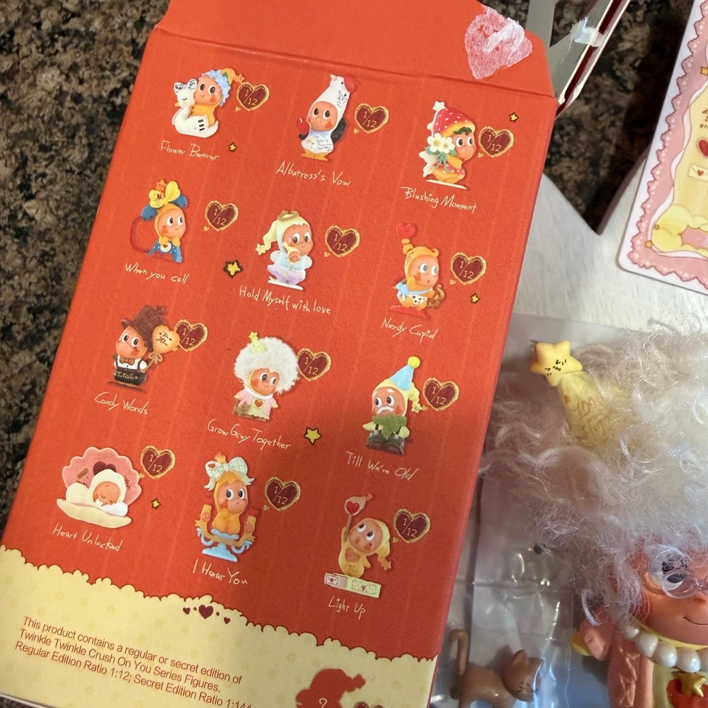 Pop Mart Twinkle Twinkle - Crush on you series *Grow grey together* - Picture 2 of 10